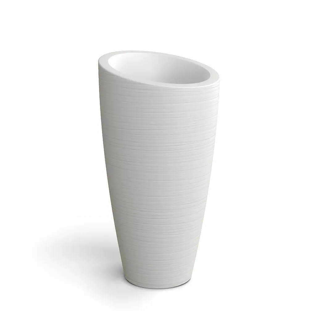 Mayne Modesto Tall Planter