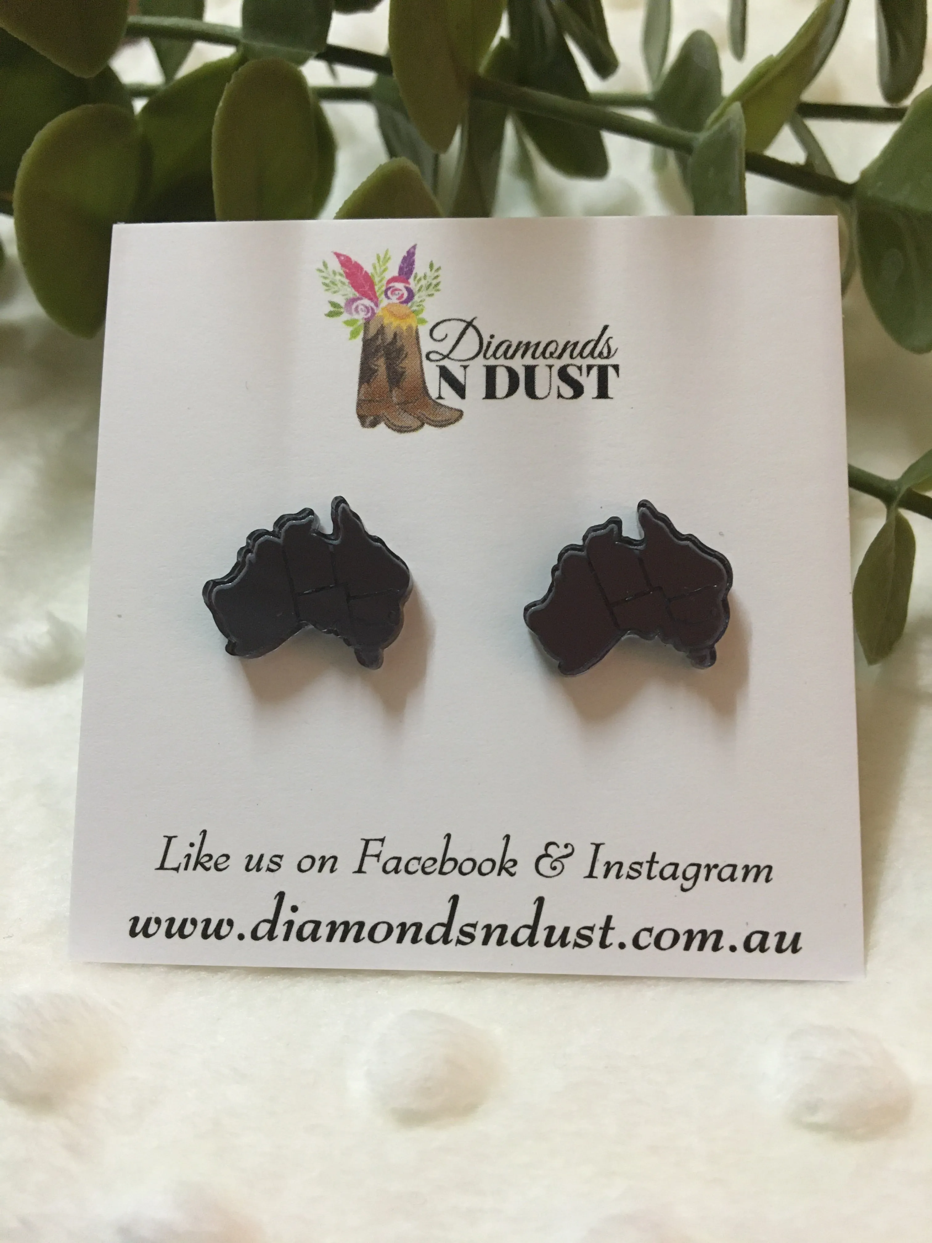 Mirrored Australia studs (9 colours)
