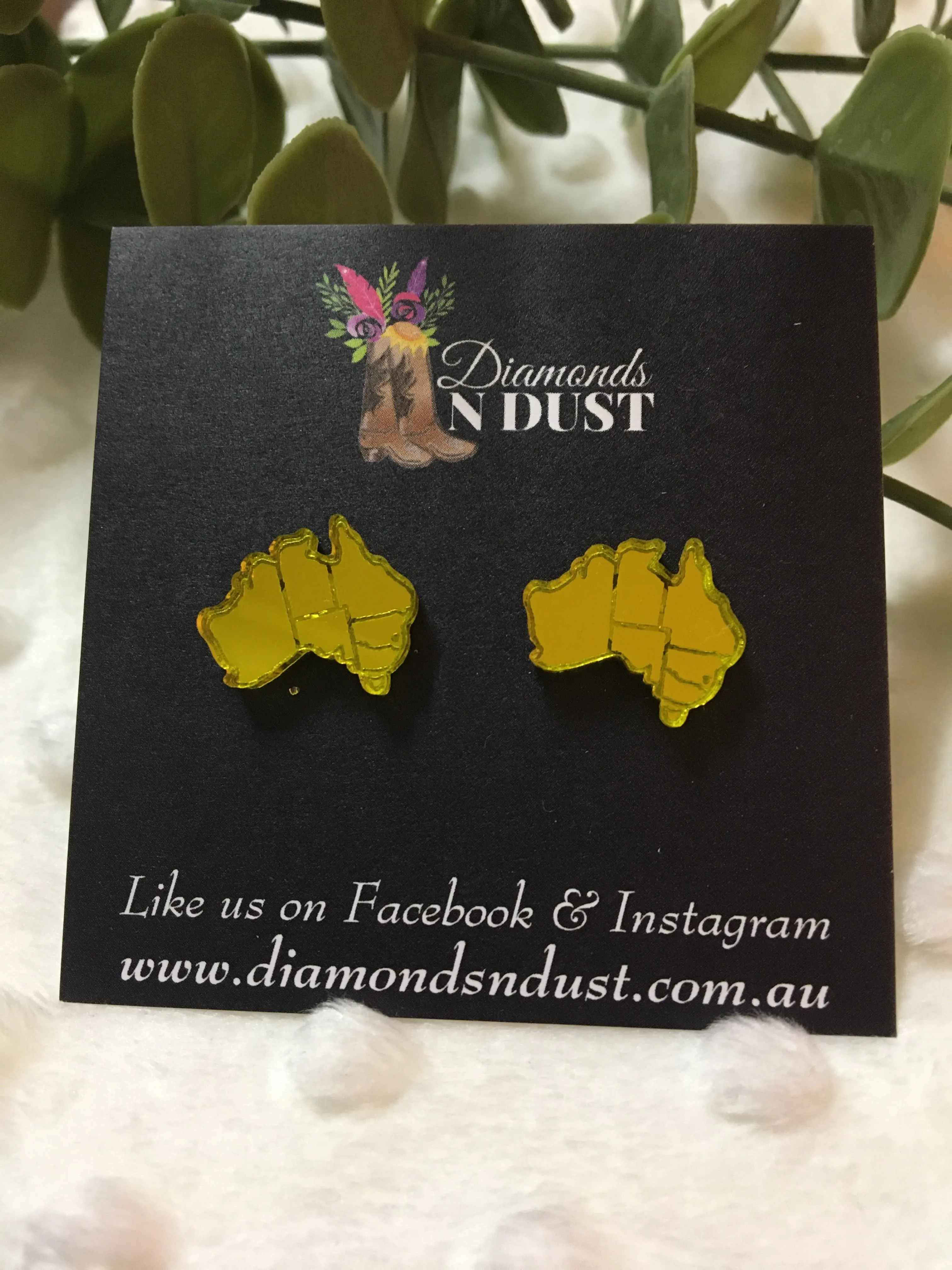 Mirrored Australia studs (9 colours)