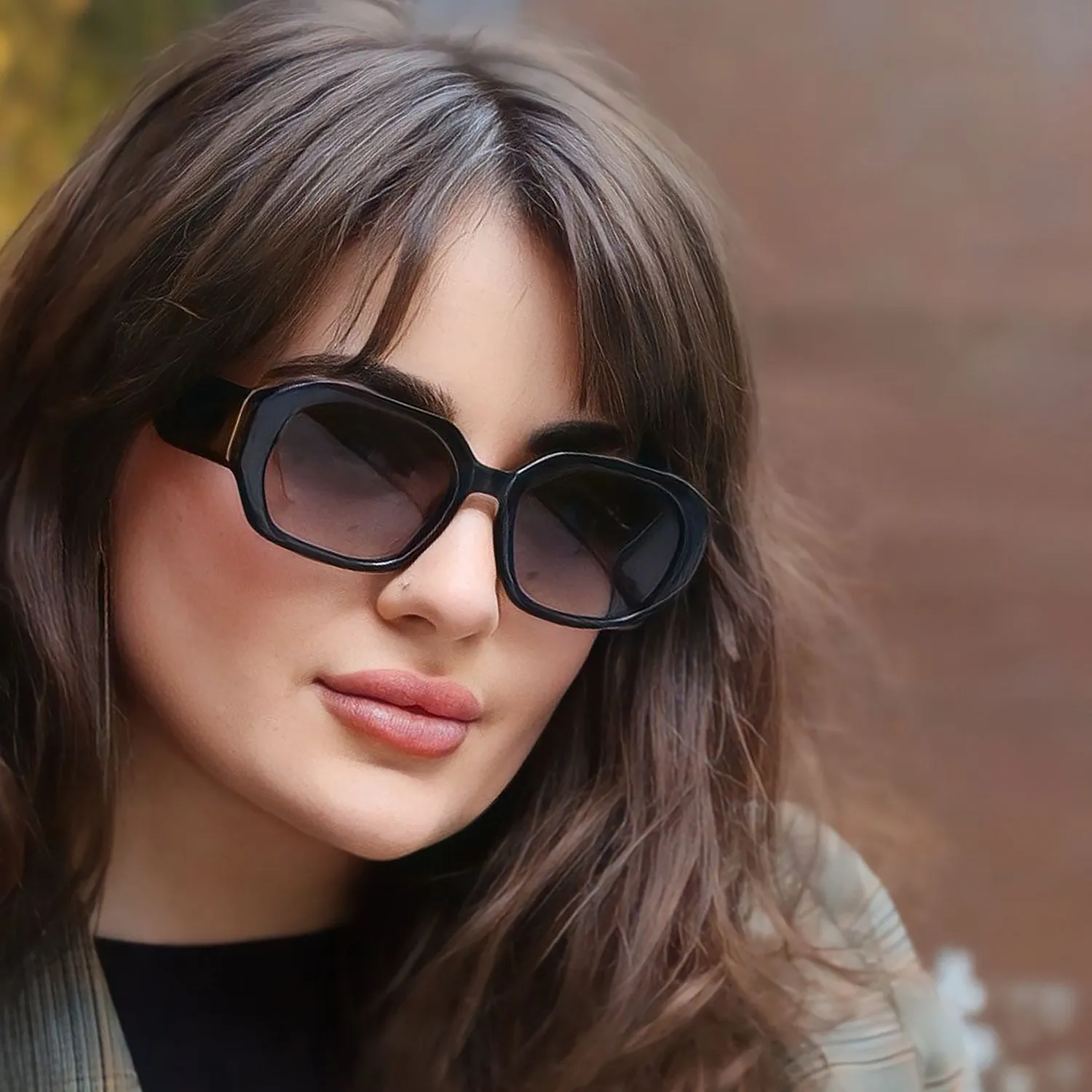 Velvet Eyewear Round Face Shape Sunglass Style Box